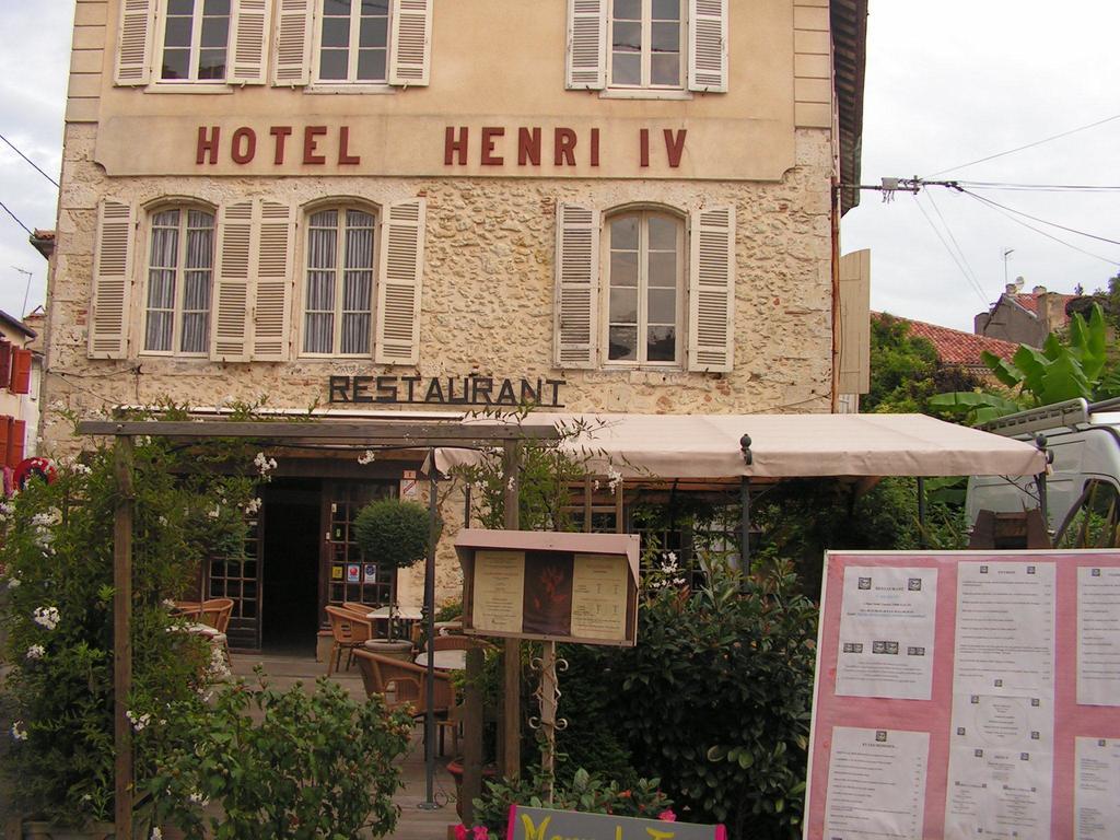 Hotel Restaurant Henri IV Eauze Esterno foto